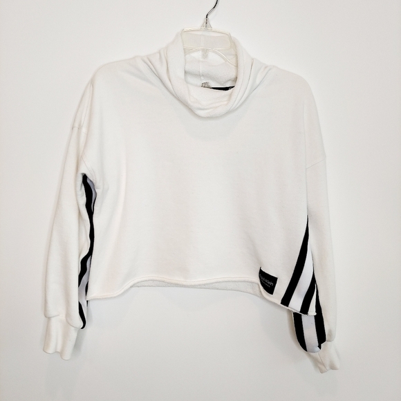 Calvin Klein Performance Cropped Sweatshirt Large - Picture 13 of 13